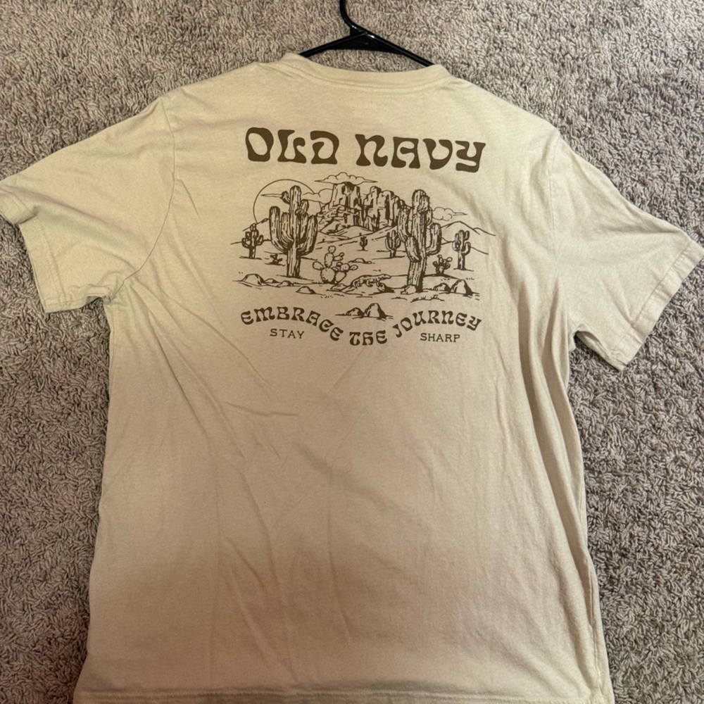 Old Navy Beige Graphic Tee - Short Sleeve